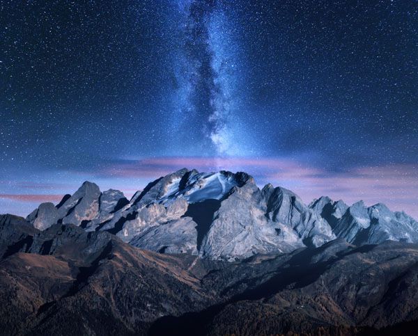 luxartim.ro-2 milky-way-and-mountains-at-starry-night-in-autumn-J7PSTWD